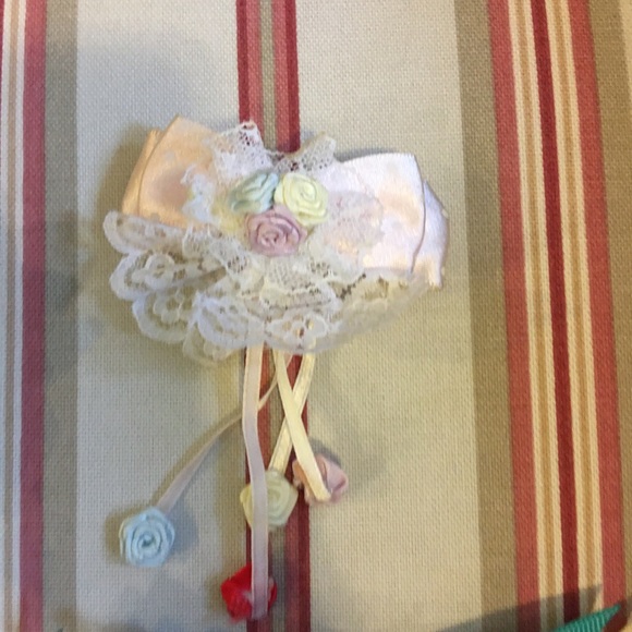 8 bow hair clips black rainbow green yellow white - Picture 4 of 6